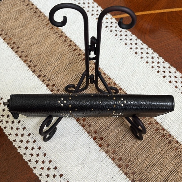 NWOT Coach Bandana Rivets Studded Black Pebbled Leather Accordion Wallet - Picture 9 of 14